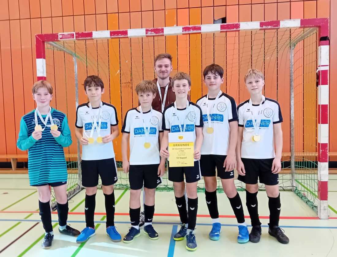 Nur der SC Freiburg kann die D-Jugend im Futsal-Finale stoppen