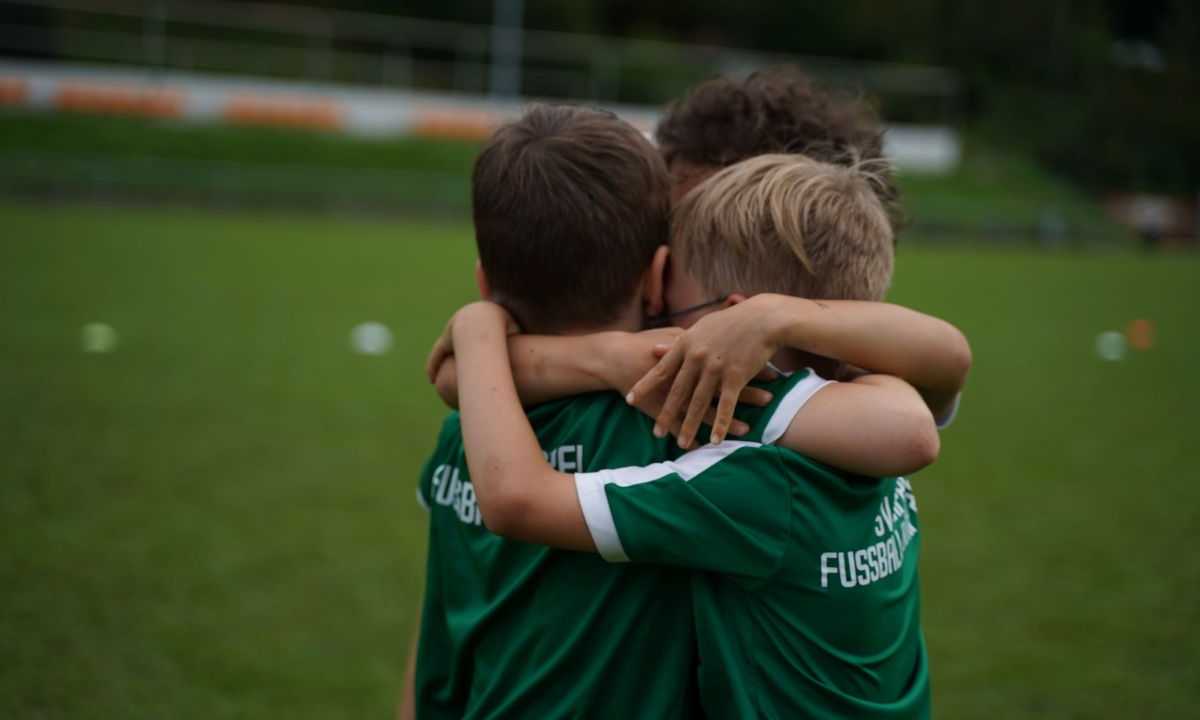 Solidarische Basisarbeit im Sport: SV Kappel sucht Unterstützer für soziales Engagement & Support von geflüchteten Kindern und Jugendlichen! ⚽️